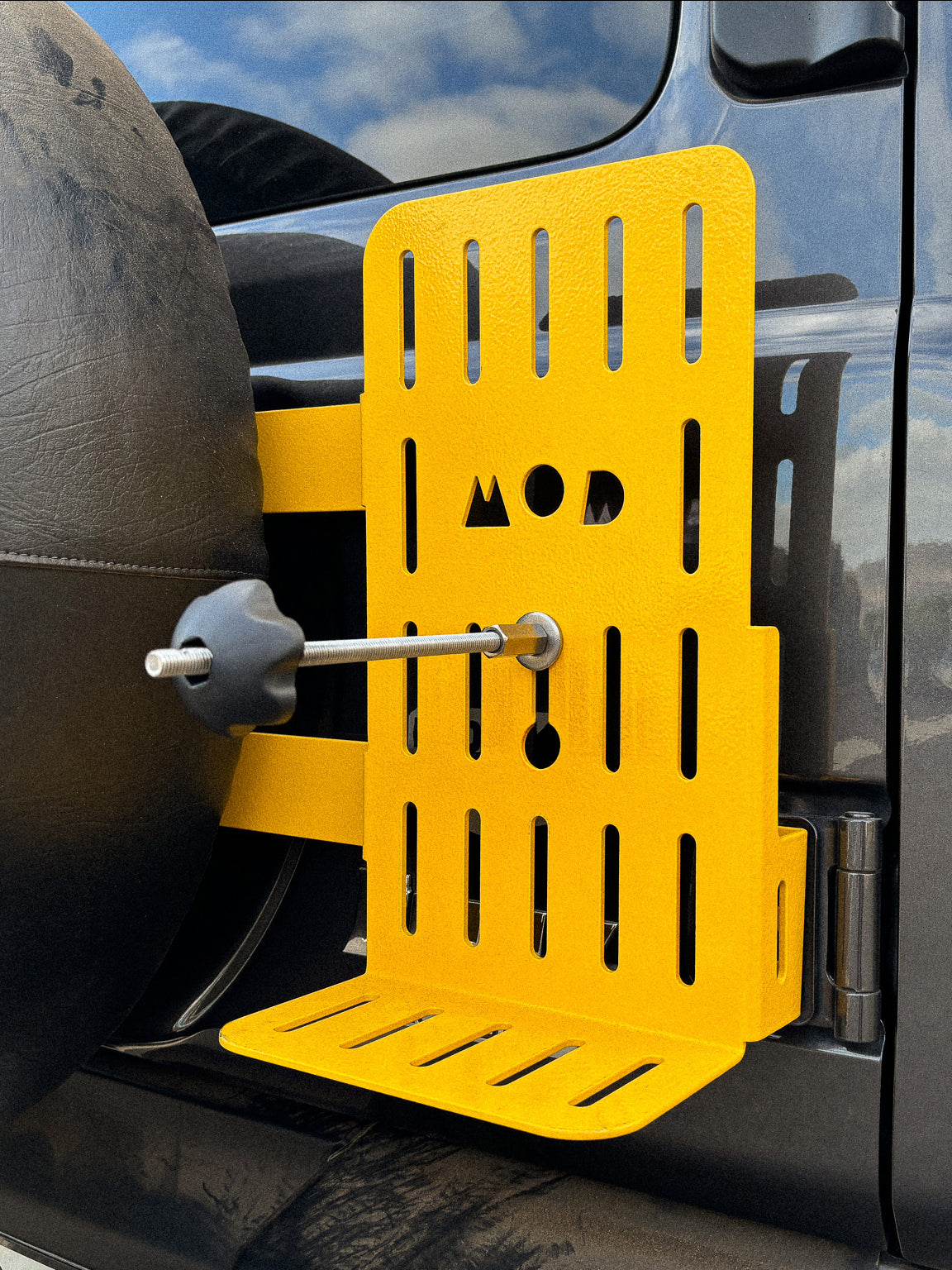 Rear Door Mount on Jimny 4 showing Lock System