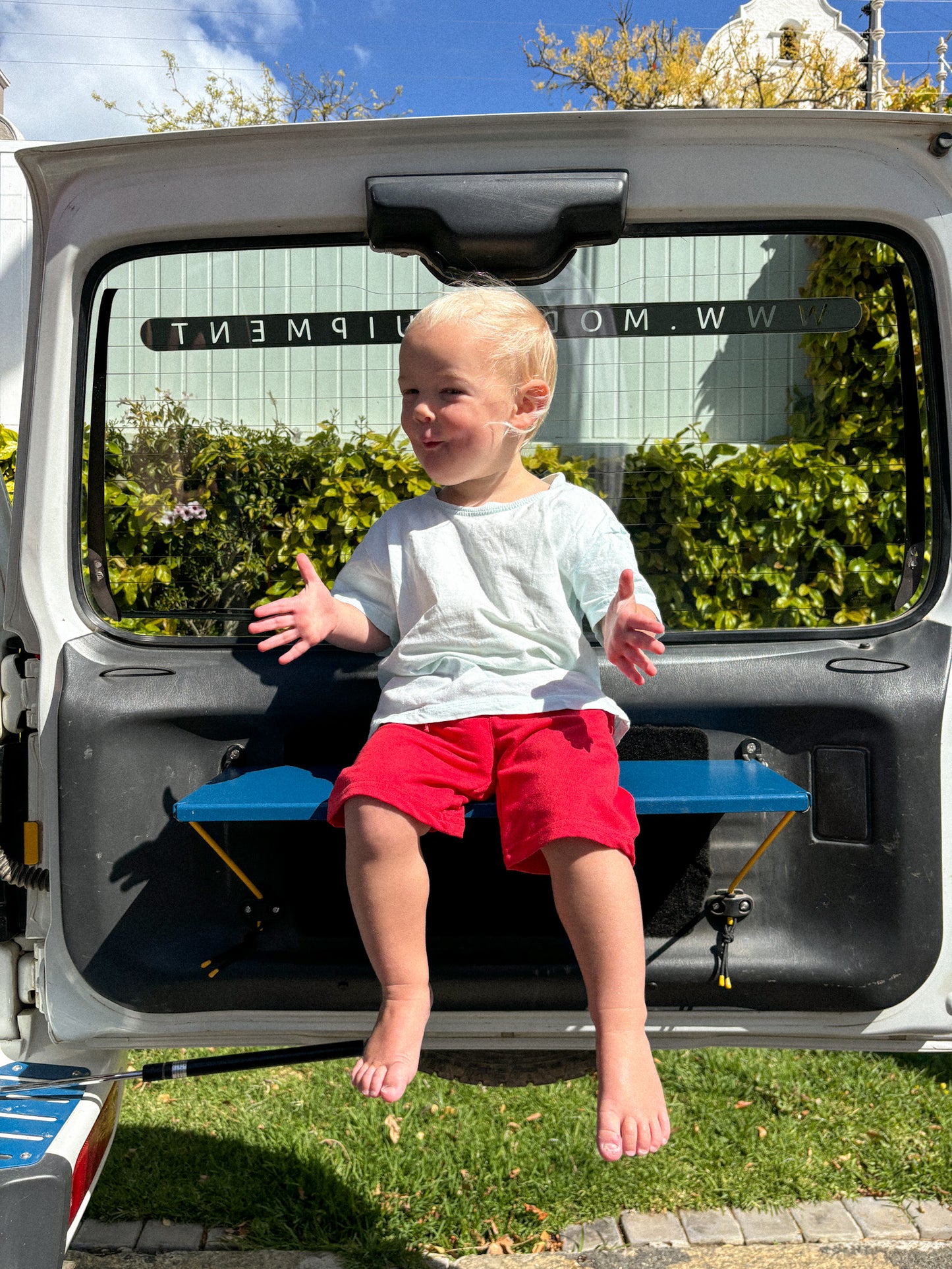 Rear Door Table showing weight limit