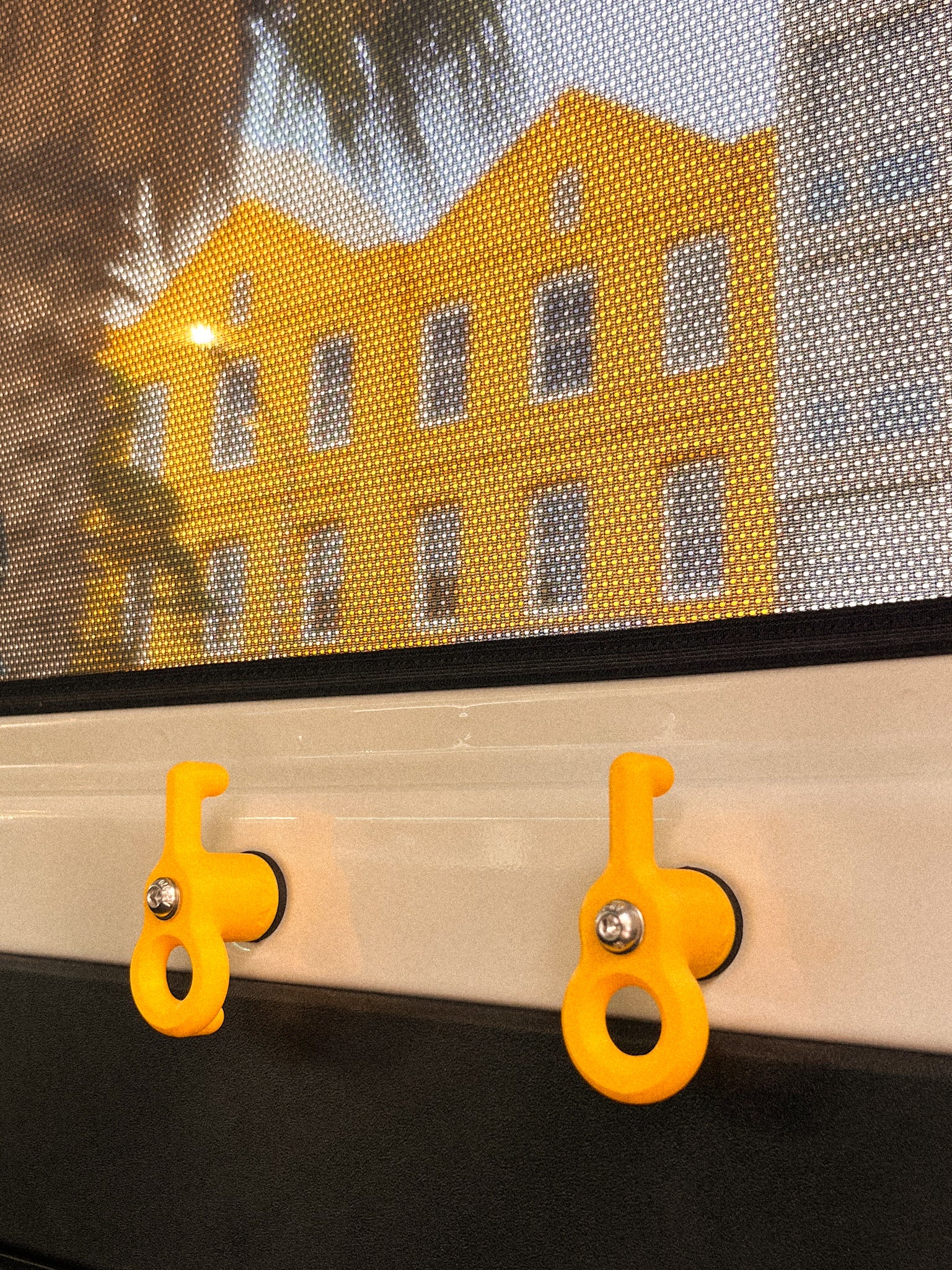 Hook and Loop Set installed in Jimny 4