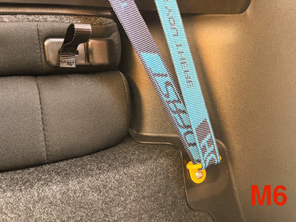 Lashing Point M6 as tie down for rear seats in Jimny 4